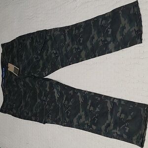 NWT Limcoln Camouflage Ankle Skinny Cargo Pants Womens Size 8